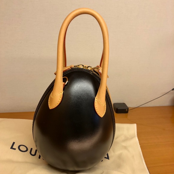 Louis Vuitton egg bag - Picture 3 of 7